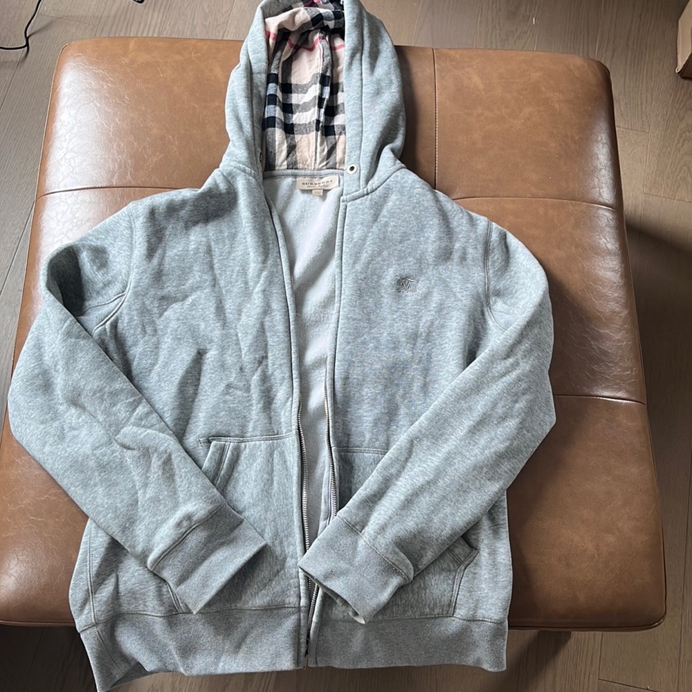 Men’s grey hoodie full zip jacket XXL but fit like medium